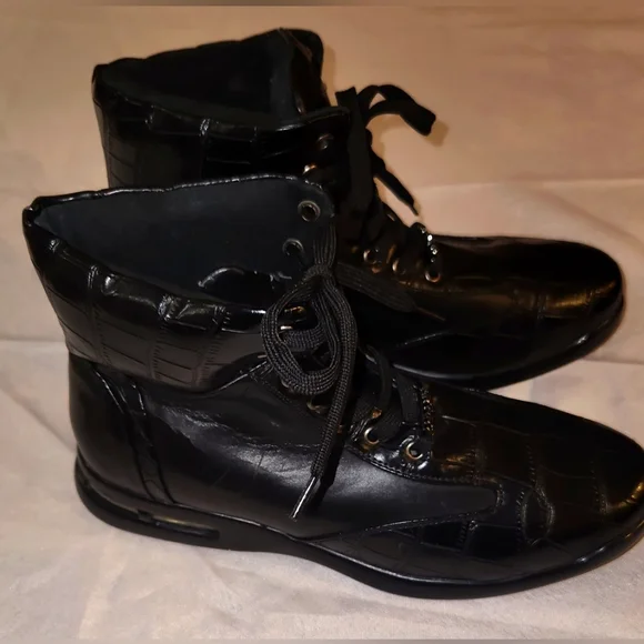 PellePelle Chukka Combat Boots Sz 9 Patent Leather White Low (1-1.9 in) Heel Height Boots for  main image 4